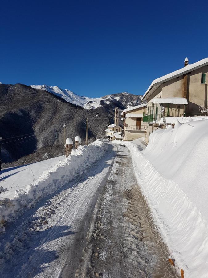 Chalets Mongioie Pra Di Roburent ซานจาโคโม ภายนอก รูปภาพ